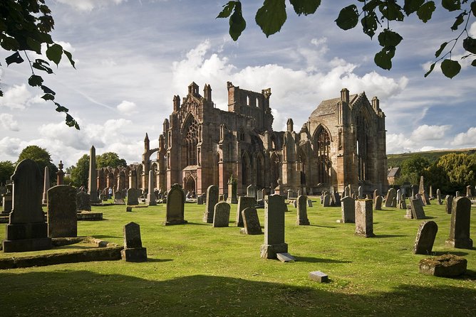 1 Day Alnwick Castle, Holy Island & Scottish Borders - Should you book it?