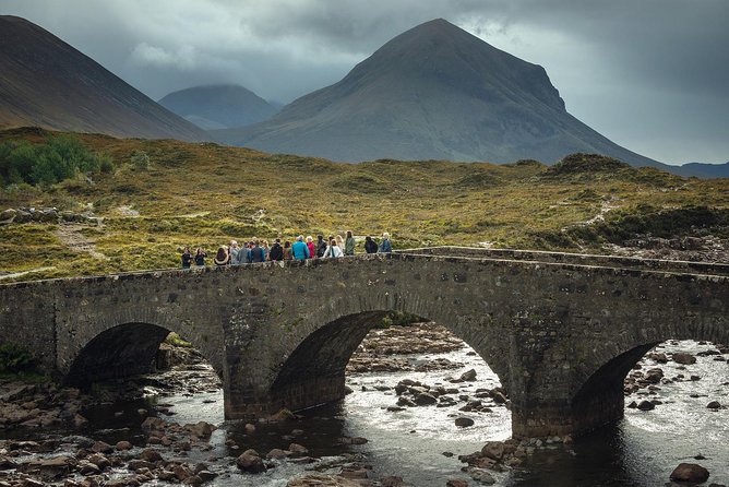 3-Day Isle of Skye Inverness Highlands and Glenfinnan Viaduct Tour from Edinburgh - Loch Ness, Culloden and Clava Cairns