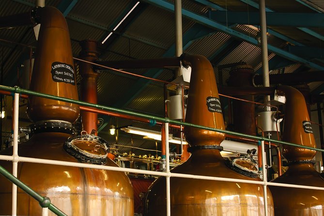 4-Day Islay & Whisky Tour Including Admissions from Edinburgh - Bowmore, Kilchoman and Bunnahabhain: three different pours