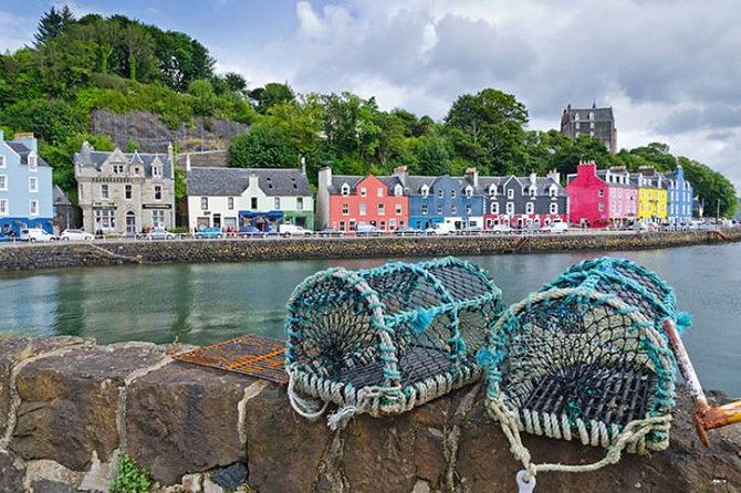 4-Day Magical Mull, Iona & West Highlands Small-Group Tour from Edinburgh - Day 2: Iona Abbey or Staffa and Fingal’s Cave