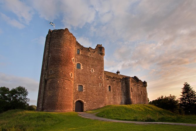 4-Day Outlander Trail Tour from Edinburgh Including Admissions - Day three: Culloden, Clava Cairns and Highland life