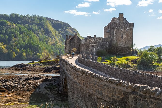 8 Day Isle of Skye, Orkney & North Coast 500 tour from Edinburgh - Day 8: Loch Awe, waterfalls and the Kelpies