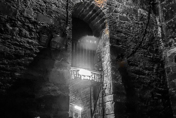 City of the Dead Underground Vaults (Day) - Scary stories, age limits and the family question
