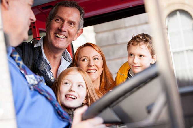 City Sightseeing Edinburgh Hop-On Hop-Off Bus Tour + Kids Go Free - Weather, comfort and small frustrations