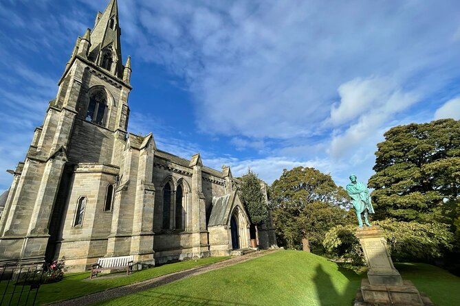 Coastal Charms: St Andrews & Kingdom of Fife Private Day Tour - Two hours around St Andrews’ Old Course
