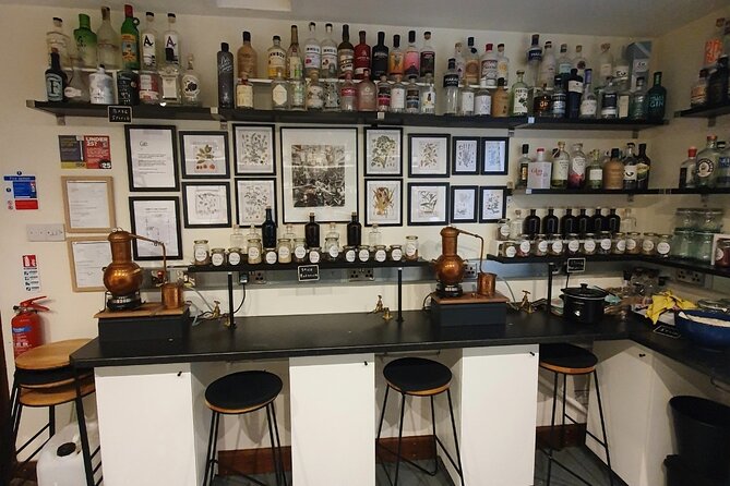 Distill a bottle of Gin on mini copper stills - Timing, meeting point, and booking
