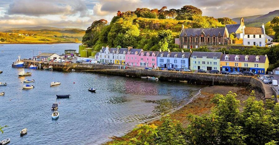 Edinburgh: 3-Day Isle of Skye, Highlands, and Loch Ness Tour - Eilean Donan Castle and Loch Ness on the return