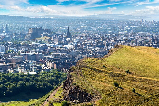 Edinburgh: Arthur's Seat Hike with Local Guide - Pace, weather, and what to bring