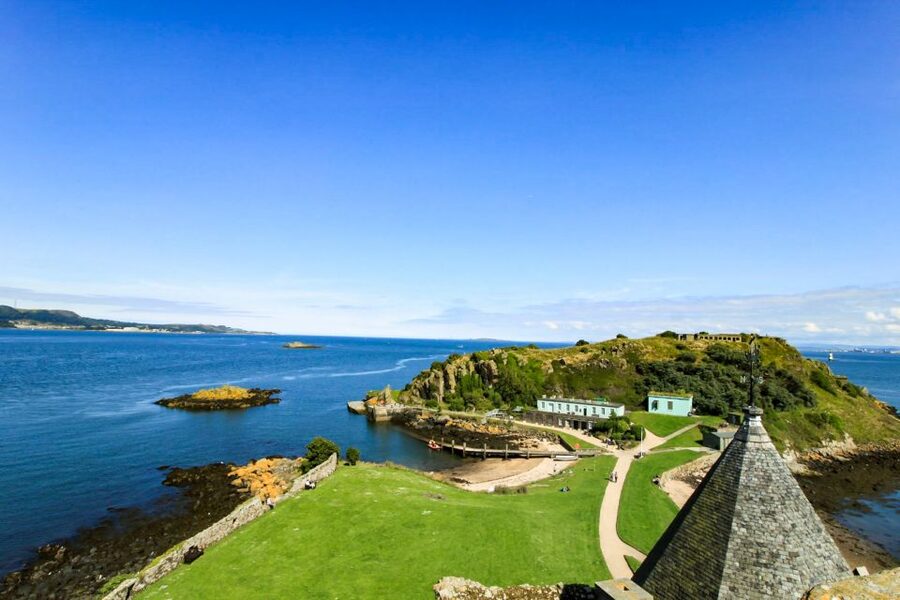 Edinburgh: 'Firth of Forth' Three Bridges Sightseeing Cruise - Who should make room for this cruise?