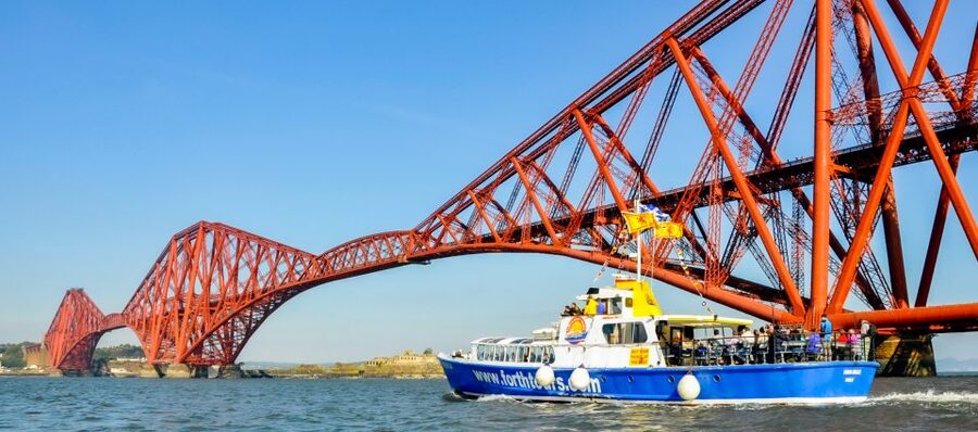 Edinburgh: 'Firth of Forth' Three Bridges Sightseeing Cruise - Inchcolm Island: abbey views or a longer stop
