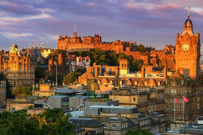 Edinburgh Highlights & Hidden Gems: Private Tour with a Local - Food, markets, and breaks along the way