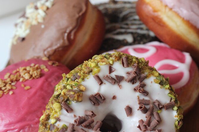 Edinburgh’s Donut & Pastry Experience with Underground Donut Tour - Princes Street and the Scott Monument