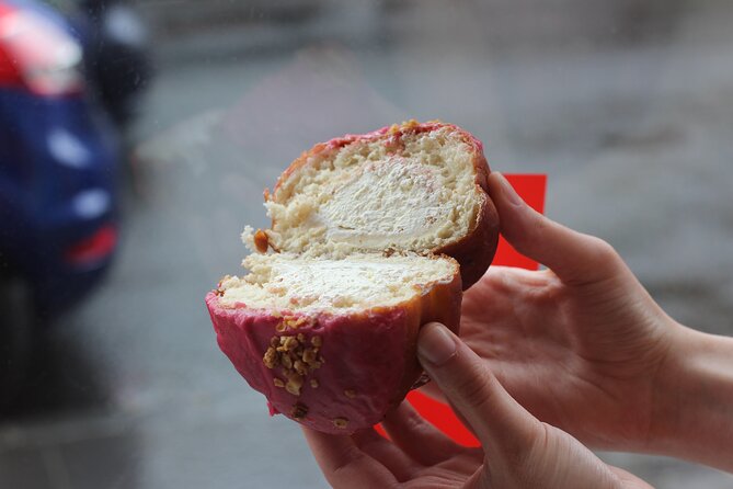 Edinburgh’s Donut & Pastry Experience with Underground Donut Tour - The guides make the history work