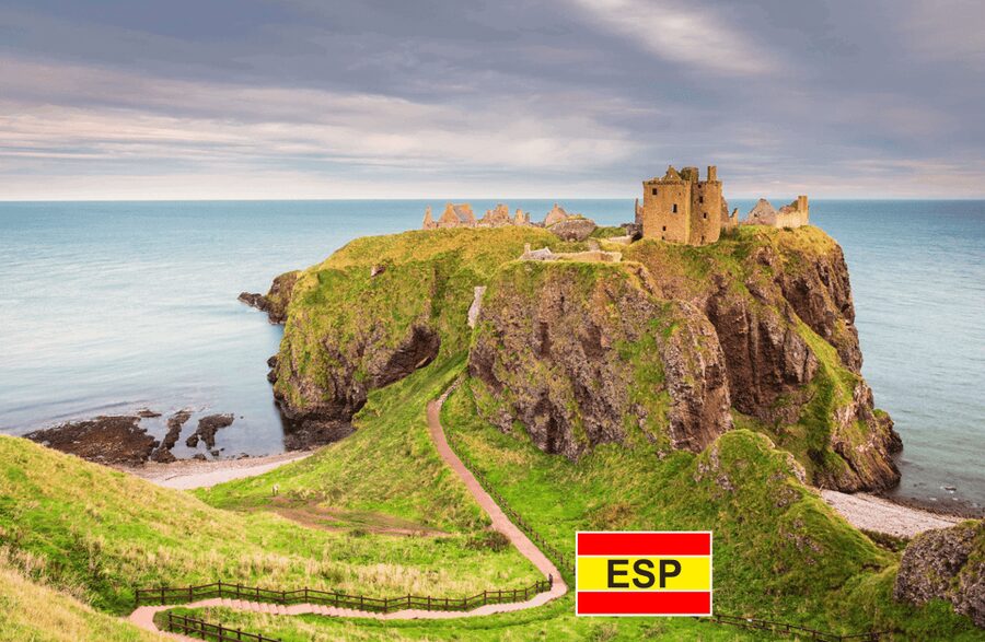 Edinburgh: St Andrews, Dunnottar Castle & Falkland Tour - An east-coast day that joins very different places