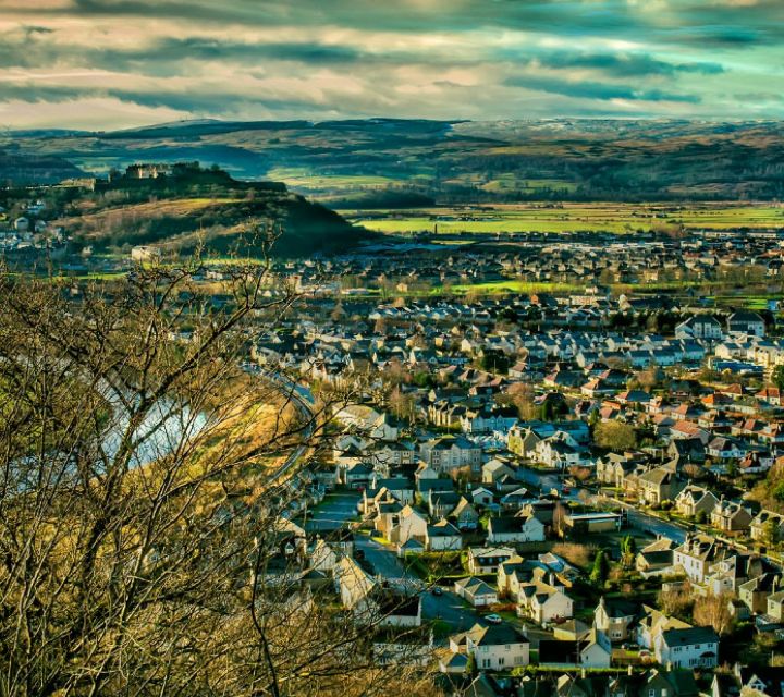 Edinburgh: Stirling, Whisky and St Andrews Tour in Spanish - Who will get the most from this day