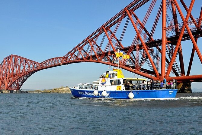 Edinburgh Three Bridges Cruise - Seals, seabirds, and the Inchcolm shoreline