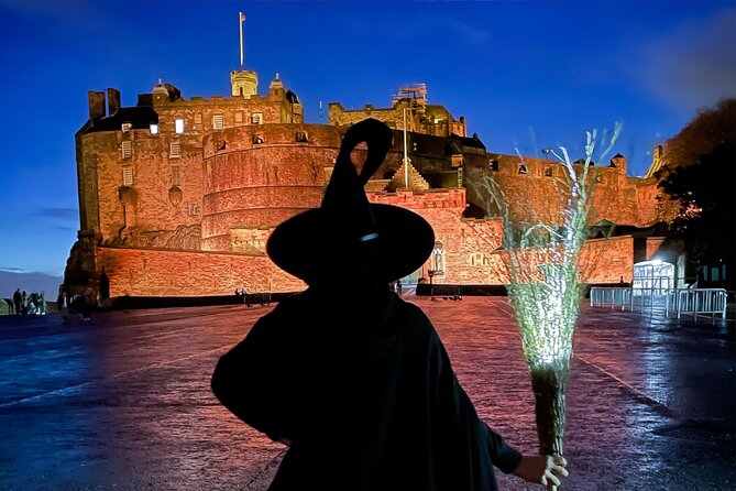 Edinburgh: Witches & Haunted History Walking Tour - Lady Stairs House and Edinburgh Castle