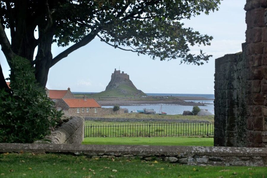 From Edinburg: Viking Coast & Alnwick Castle Day Tour - Alnwick Castle: history with a film-famous side