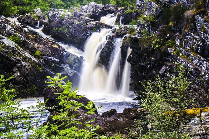 From Edinburgh: 5-Day Isle of Skye, Oban, & Highlands Tour - Day five: Culloden, Clava Cairns and St Andrews
