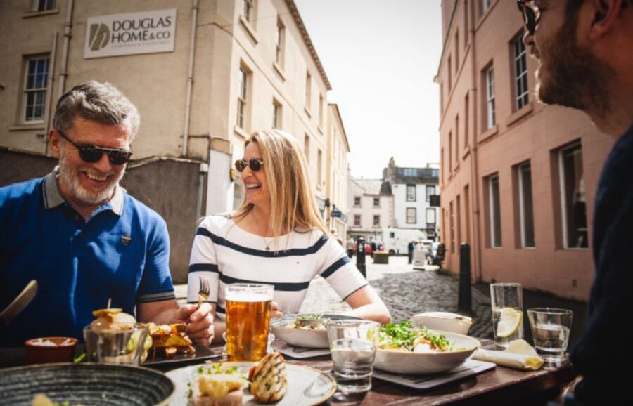 From Edinburgh: Alnwick Castle and Scottish Borders Tour - How the price stacks up