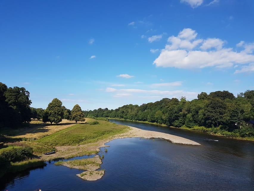 From Edinburgh: Holy Island, Alnwick Castle & Northumbria - What the $85 fare gets you