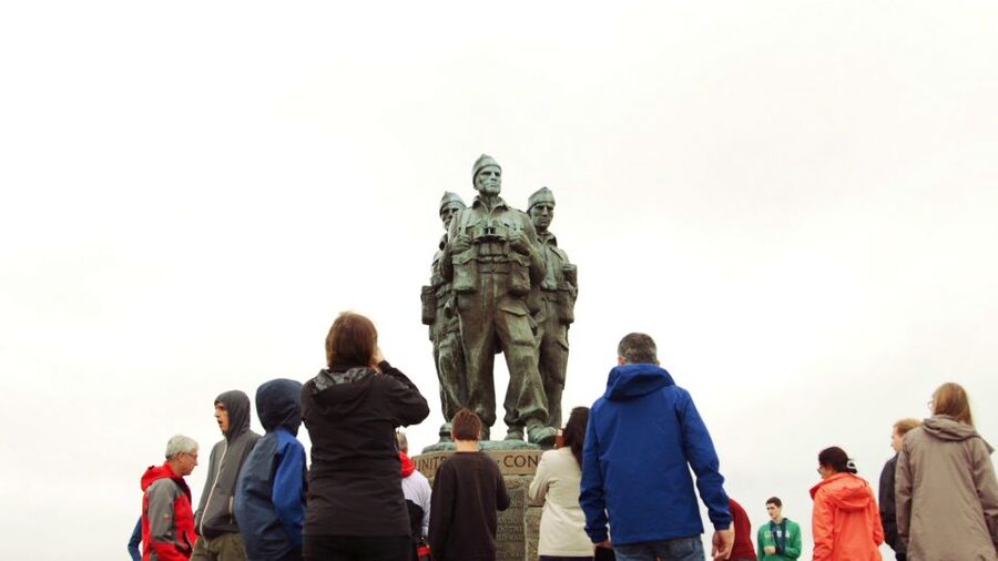 From Edinburgh: Loch Ness and Highlands Tour in Spanish - Ben Nevis and the Commando Memorial add context