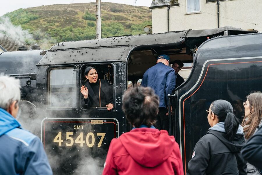From Edinburgh: Magical Highlands Tour with Jacobite Train - From Edinburgh into the Highlands