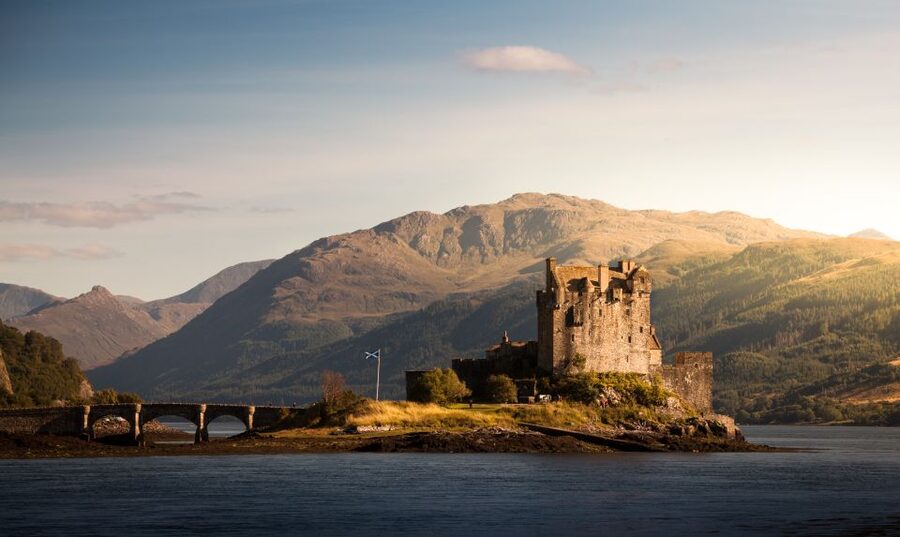From Edinburgh: Outer Hebrides & Isle of Skye 6-Day Tour - Who should book this six-day route