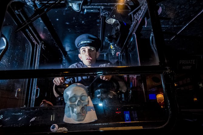 Ghost Bus Tour of Edinburgh - Boarding the Routemaster