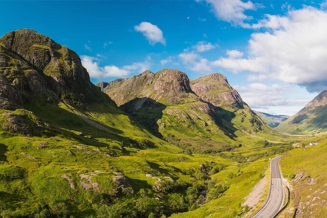 Glenfinnan Viaduct, Glencoe and Loch Shiel 1 Day Tour - Edinburgh - Glenfinnan: the viaduct, Loch Shiel and the train
