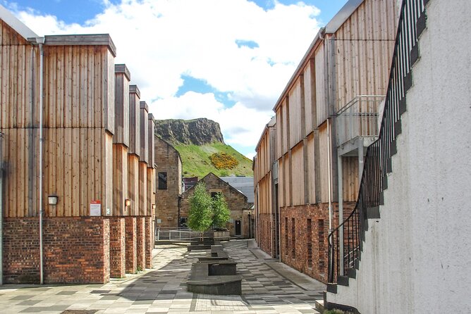 Highlights from Edinburgh’s Old Town: A Self-Guided Audio Tour - Seeing the National Museum from outside