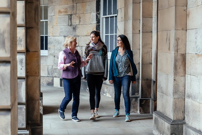 Highlights & Hidden Gems With Locals: Best of Edinburgh Private Tour - Begin on the Royal Mile, then let the city unfold