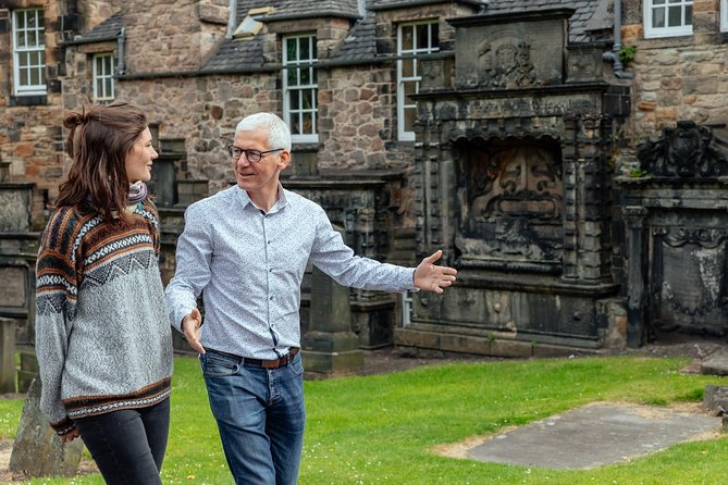 Highlights & Hidden Gems With Locals: Best of Edinburgh Private Tour - The University of Edinburgh and the city’s ideas