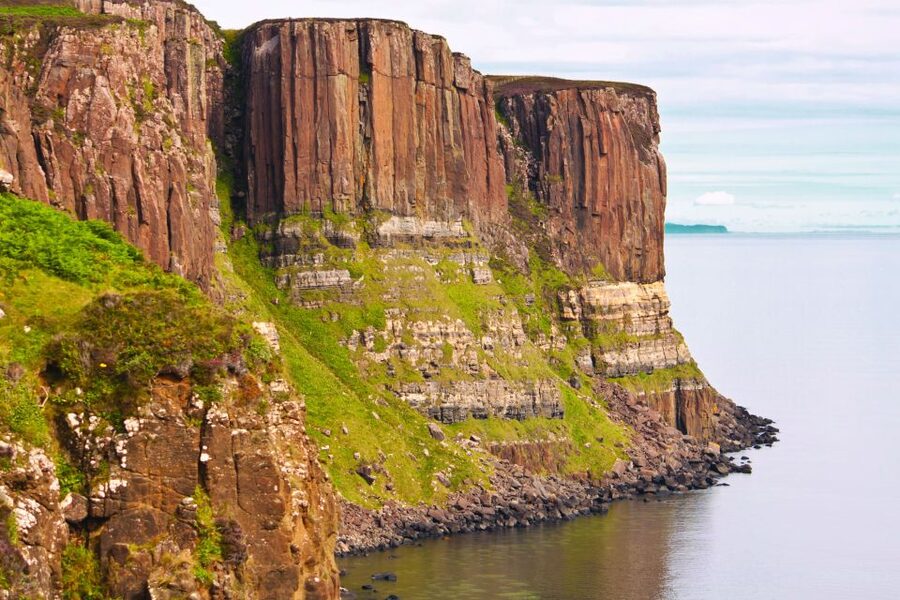 Isle of Skye and West Highlands: 4-Day Tour from Edinburgh - Eilean Donan Castle and the return south