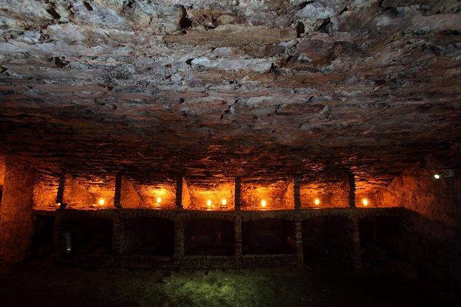 Multi-Sensory Night Walking Tour with Haunted Vaults in Edinburgh - A short walk along the Royal Mile