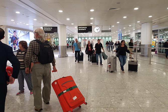 Private Airport transfer From or to Edinburgh airport (One way transfer) - What the vehicle and luggage allowance mean