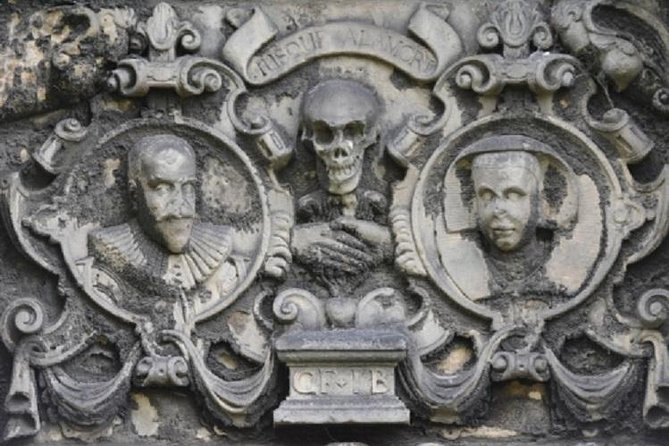 Private Greyfriars Kirkyard history tour - Why a private guide changes the walk