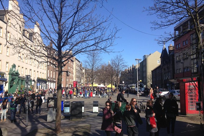 Private Walk: Edinburgh Old Town and New Town - Three to four hours on foot, at your pace