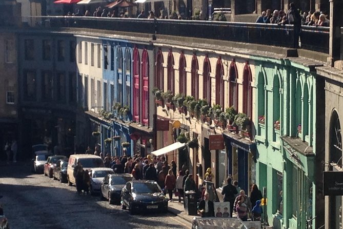 Private Walk: Edinburgh Old Town and New Town - Who will get the most from this walk