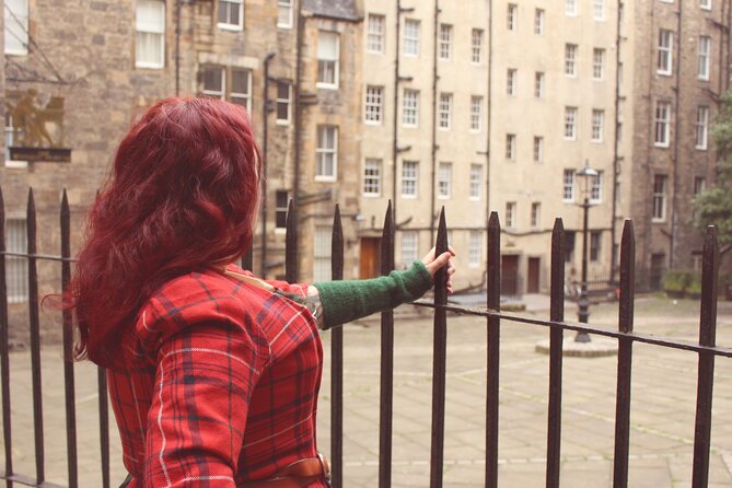 Rebel!Rebel! Jacobite Tour - Outlander's Scotland - Two hours, a group of up to 30, and a modest price