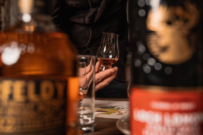 Small Group Edinburgh Whisky Tour and Tasting - What the walk does, and what it doesn’t