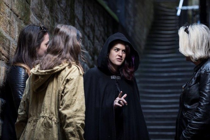 Small Group Ghost Tour incl. Underground Vaults & free drink in Megget's Cellar - Is $43.44 Good Value?