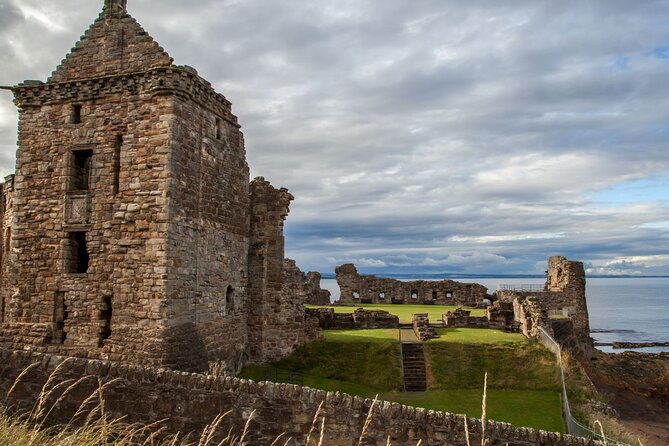 St Andrews, Fife Coast Walk & Historic Abbey Tour from Edinburgh - Exploring St Andrews Cathedral and Castle