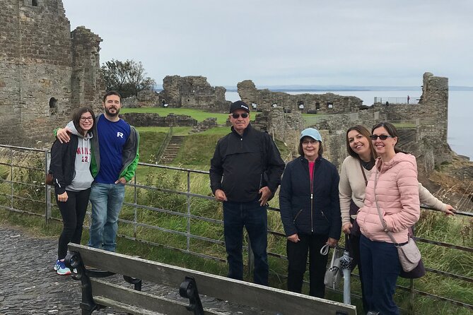 St Andrews Must-Sees Daily Walking Tour (11am & 2pm) - Pace, group size and what to expect