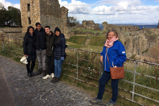 St Andrews Must-Sees Daily Walking Tour (11am & 2pm) - Who will get the most from this tour