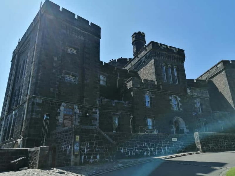 Stirling: Daily Guided Walking Tour (11am & 2pm) - The Tolbooth and Mar’s Wark