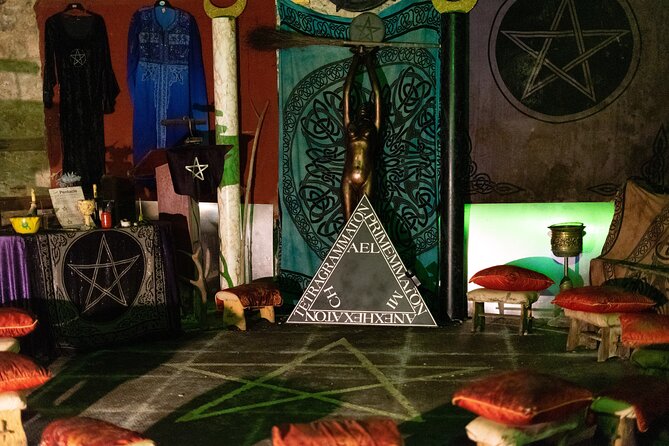 Terror Walking Tour in Edinburgh - Dark stories, humor and a little audience participation