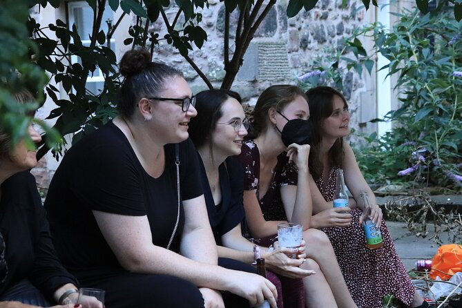 The Edinburgh Literary Pub Tour - Poems, songs and Edinburgh’s writers