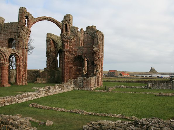 Viking Coast and Alnwick Castle Very Small Group Tour from Edinburgh - Who should book this day trip?